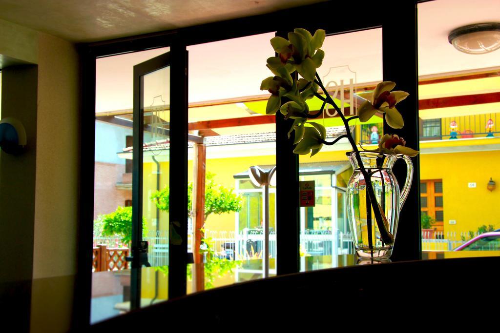 Sonne Hotel Rímini